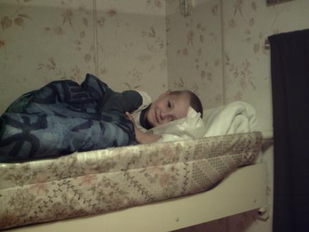 loulou dans son lit a la caravanne bonne nuit mon coeur je t aime